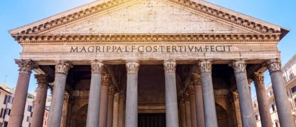 Front view of The Pantheon